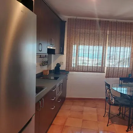 Isleta Con Terraza, Vistas Y Wifi *